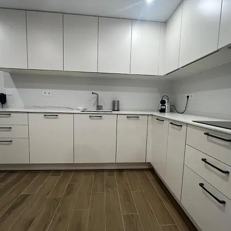 Moderno Centrico Con Piscina Y Parking *
